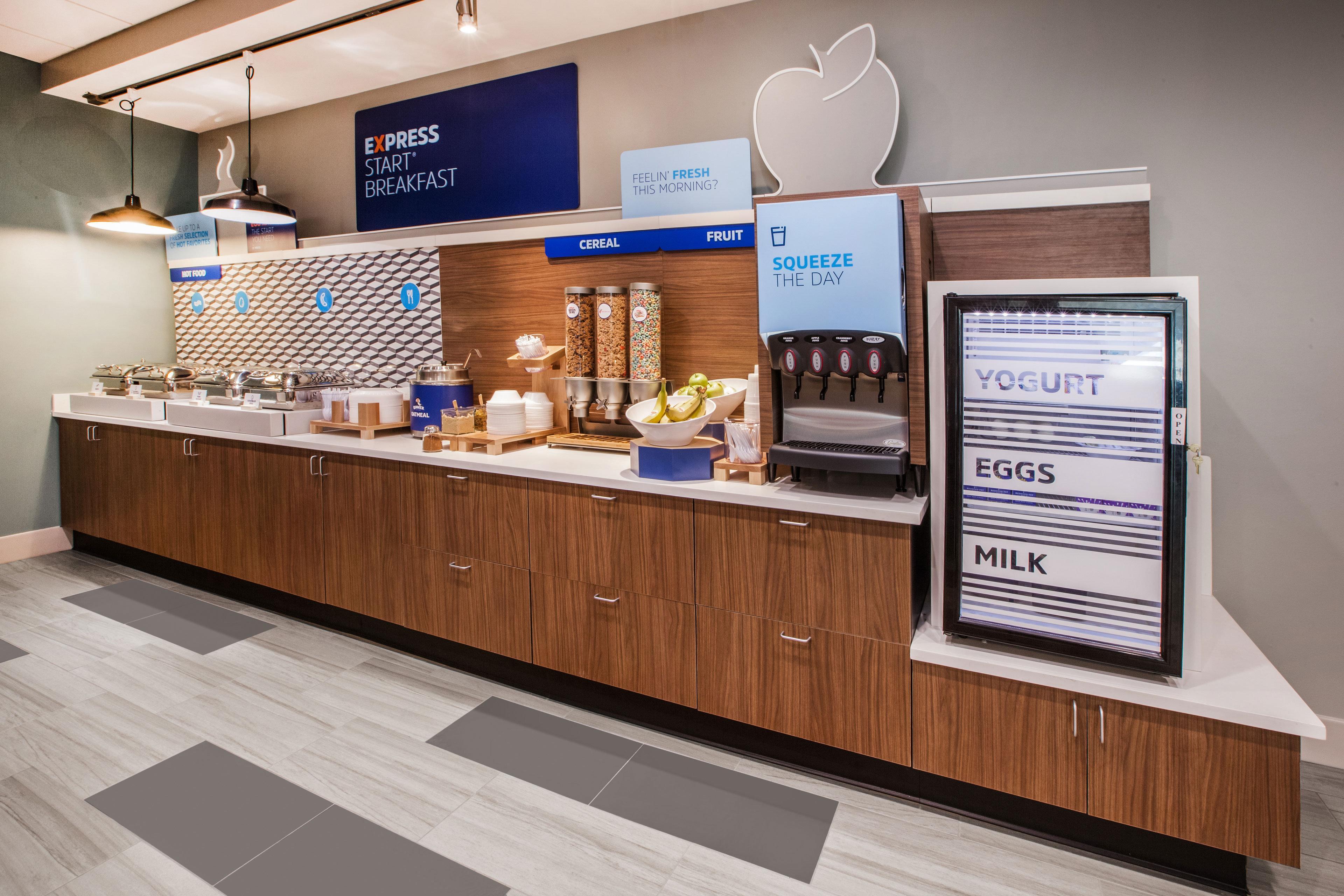 Holiday Inn Express & Suites - Dodge City By Ihg Екстер'єр фото